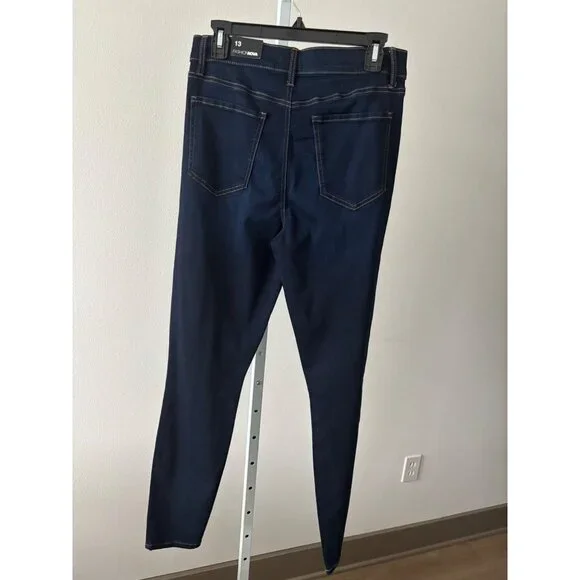 NWT Fashion Nova Jeans 13 Skinny Dark Wash High Waisted Streetwear Minimalist - Picture 3 of 14
